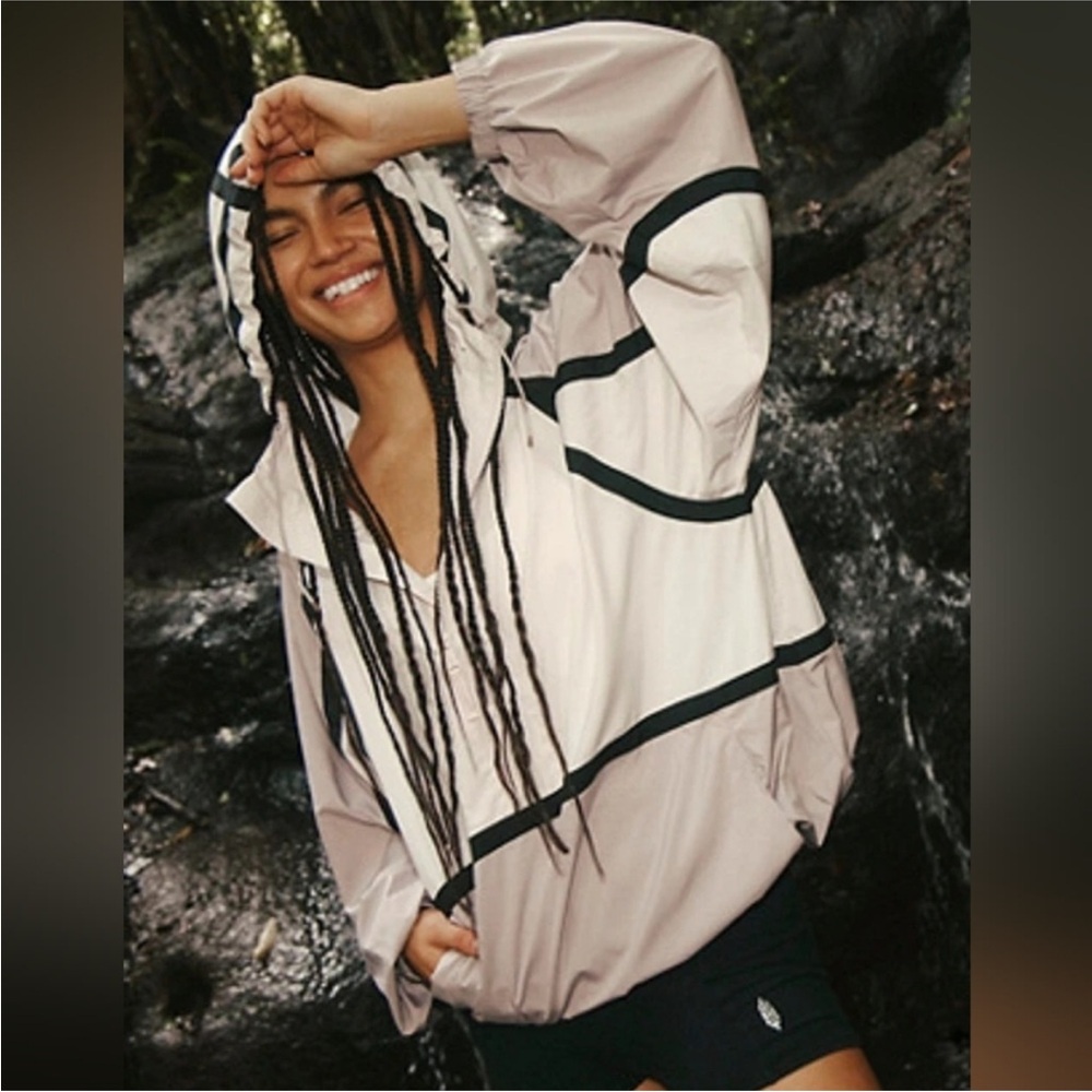 NWT FP Movement by Free People movement like the wind jacket1 L